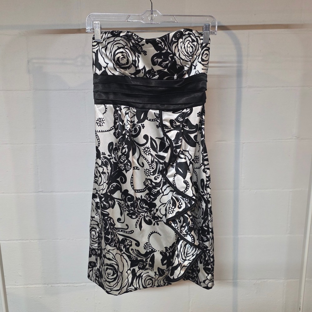Y2K Black White Satin Floral Rose Strapless Cocktail‎ Dress Back Bow Wedding